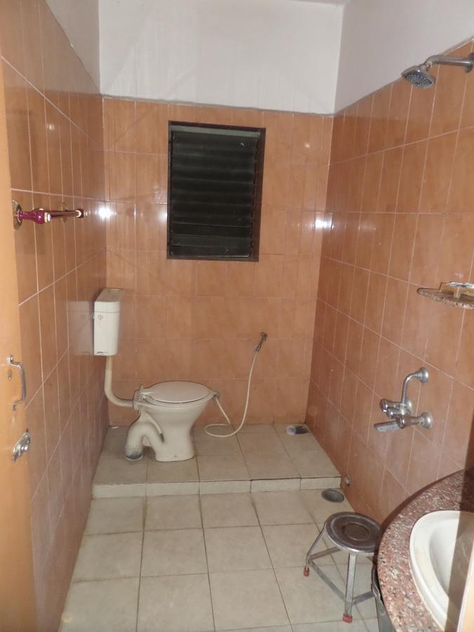 Chalukya Deluxe Kolhapur Ngoại thất bức ảnh